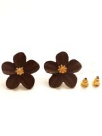 Eligant flower stud Earrings - chocolate brown