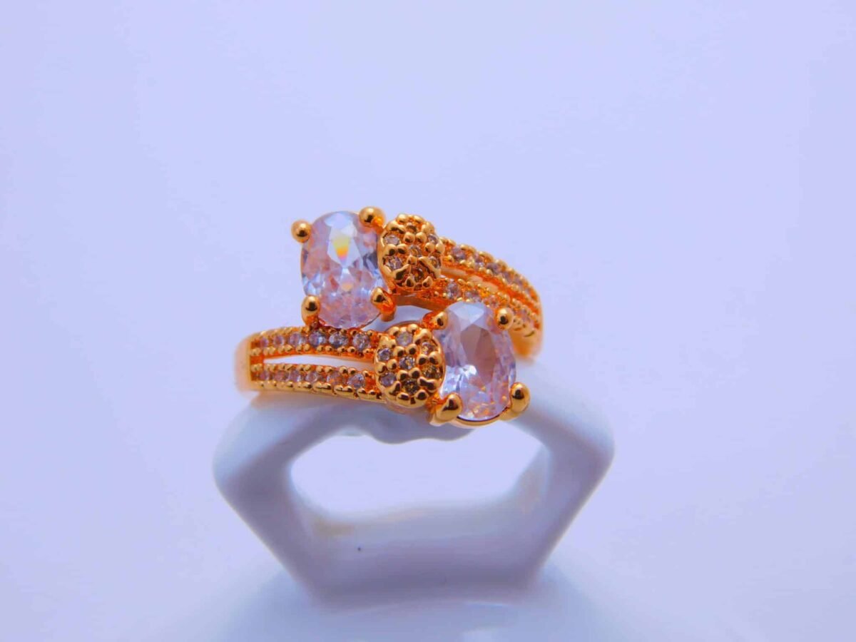 Carat Gold plated cubic zirconia Ring - crystal whie - Image 2