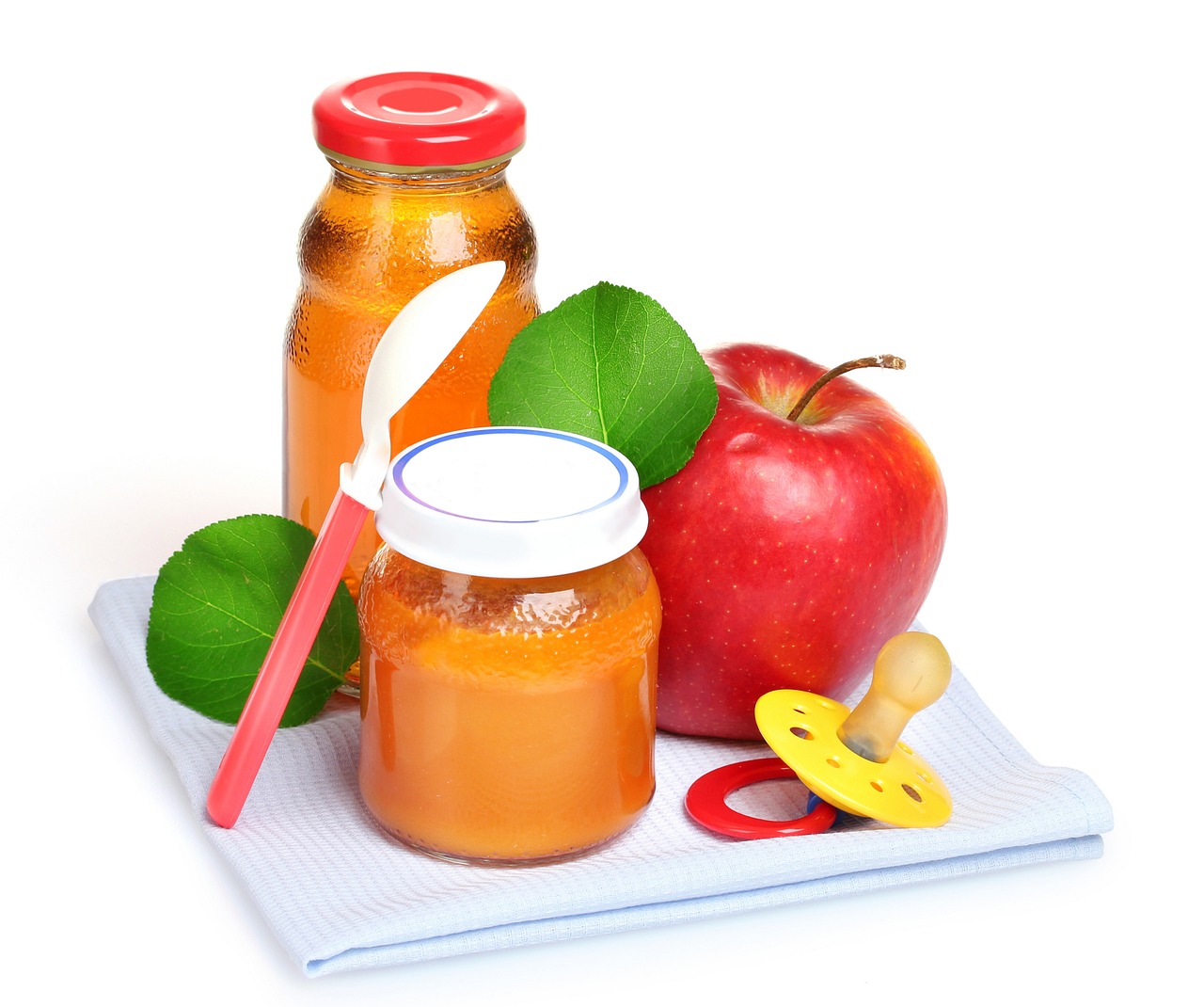 Baby Feeding Bottle Guide: How to Choose, Clean and Sterilise Bottles Safely 1 Baby feeding bottle with fruit