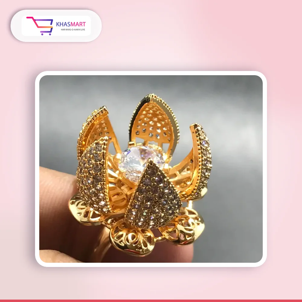 Precious Goldplated Flower rotating Ring